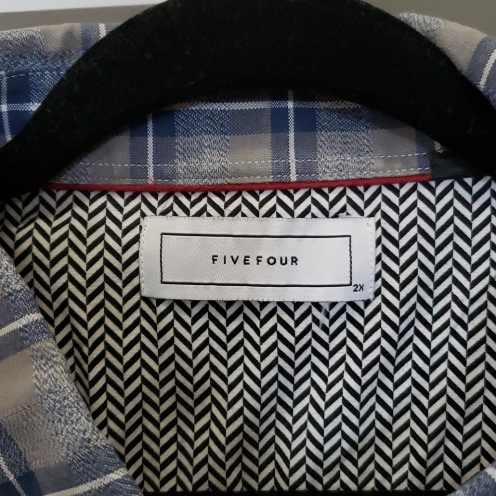 Mens button down - Picture 2 of 2